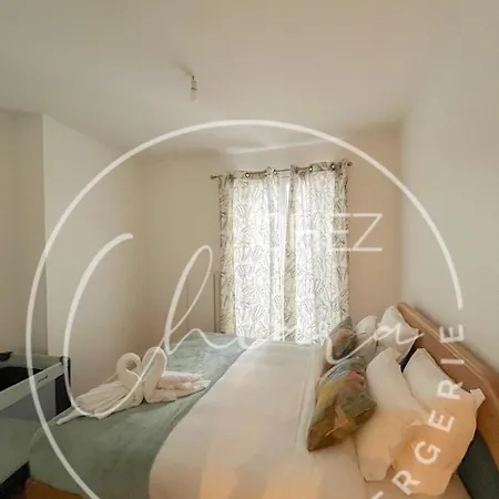 Bail Mobilite - Urban Retreat In Paris- Newly Renovated Apartment Paris