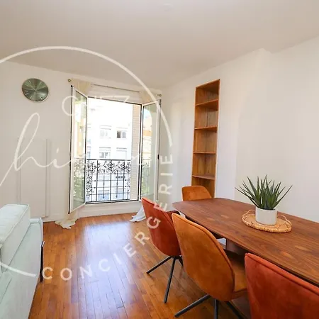 Bail Mobilite - Urban Retreat In Paris- Newly Renovated Paris