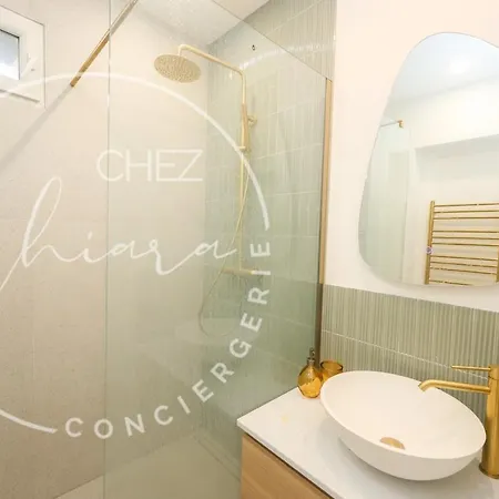 Apartment Bail Mobilite - Urban Retreat In Paris- Newly Renovated Paris